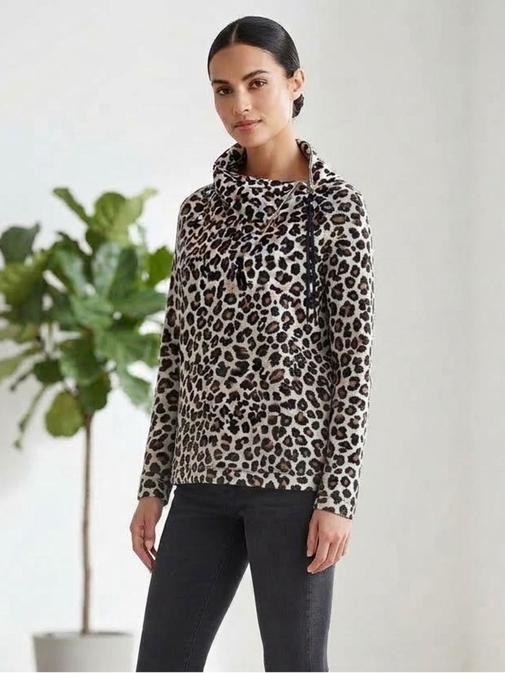 Leopard Print Funnel Neck Teddy Pullover Jacket - White/Tan/Black